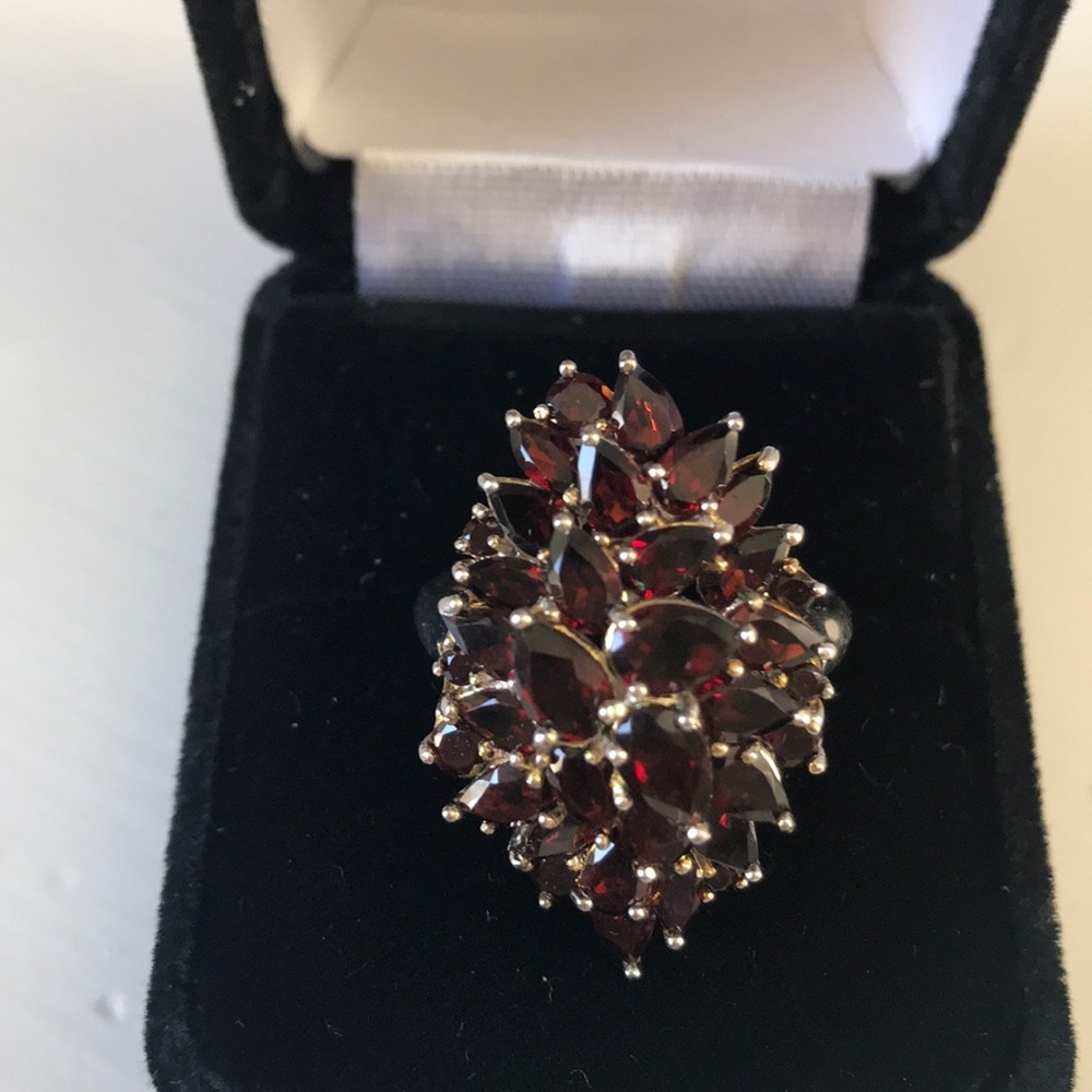 Cocktail ring